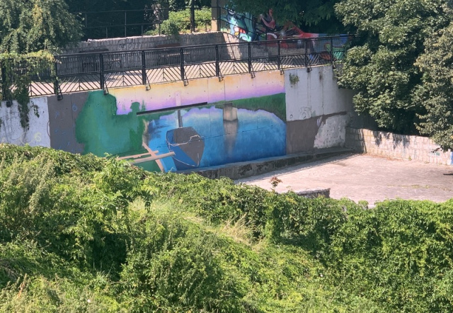 Mural o Odrze powstaje przy moście w Krapkowicach. Liczymy na fantazję i umiejętności młodych twórców