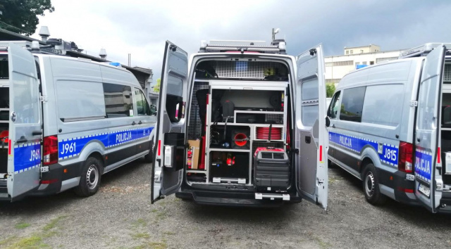 3 nowe maszyny w garażach opolskich policjantów