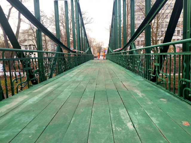 Znów można korzystać z Mostu Groszowego w Opolu. Remont wymuszał nadrabianie drogi przez pieszych