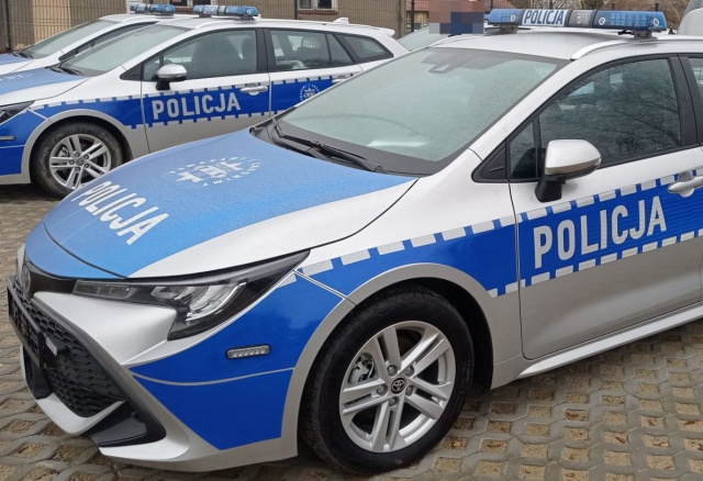 Nowy radiowóz trafił do namysłowskich policjantów