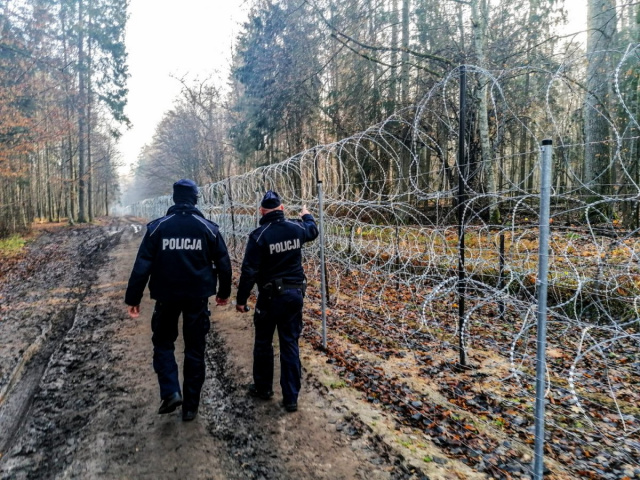 Kolejna grupa opolskich policjantów wróciła ze wschodniej granicy Polski [FILM]