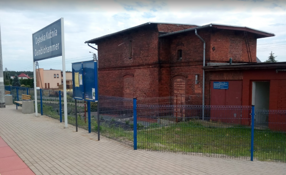 Dworzec w Dębskiej Kuźni [fot. Marcin Płachciński] źródło: Google Maps