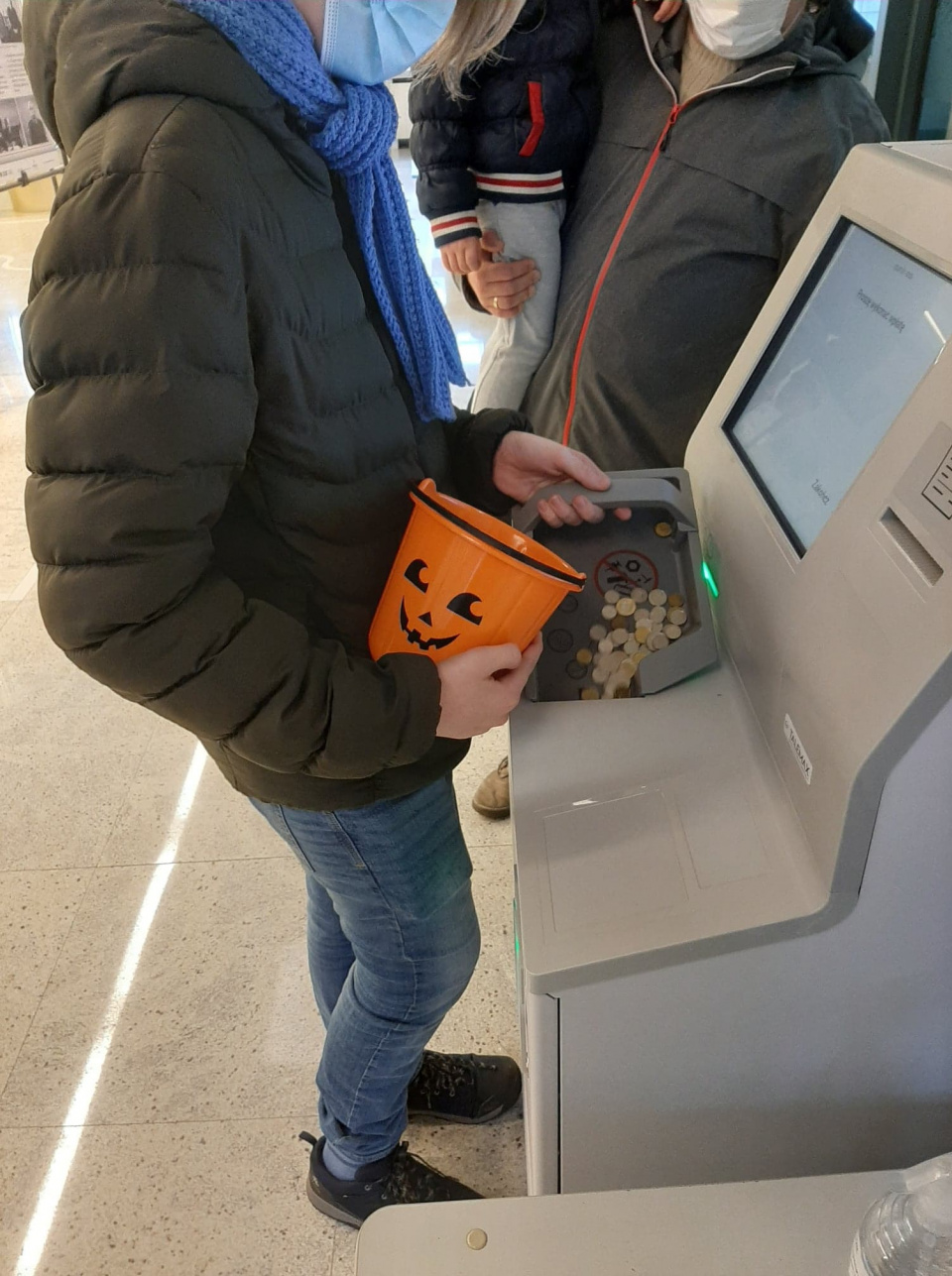 Automat do wymiany monet na banknoty [fot. NBP w Opolu]