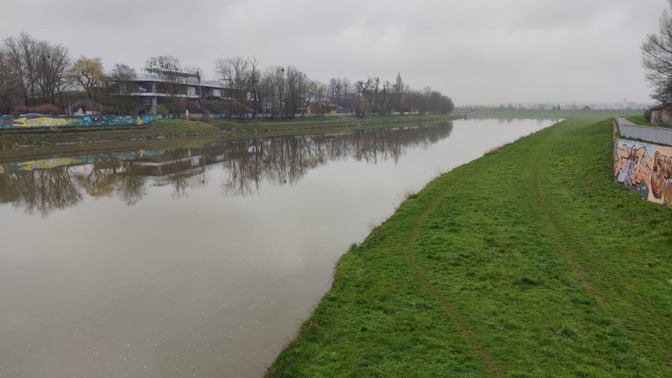 Rzeka Odra w Opolu - fot: B.Kalisz