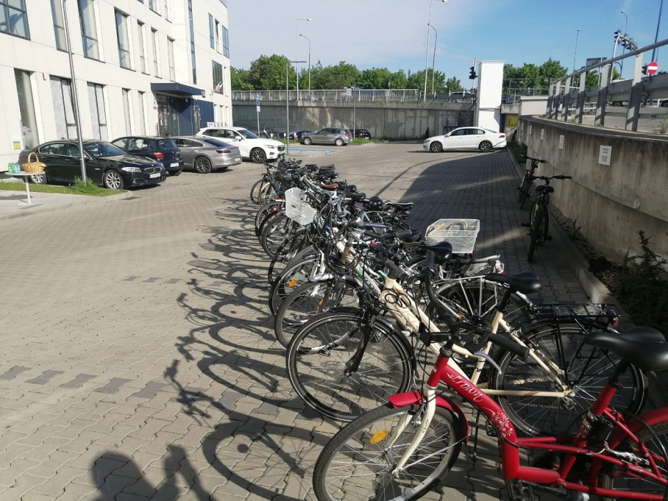 Pracownicy Narodowego Funduszu Zdrowia promowali jazdę na rowerze jako profilaktykę wielu chorób [fot. NFZ Opole]