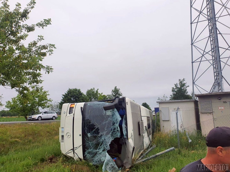 Wypadek autokaru w Jełowej [foto: Mario]