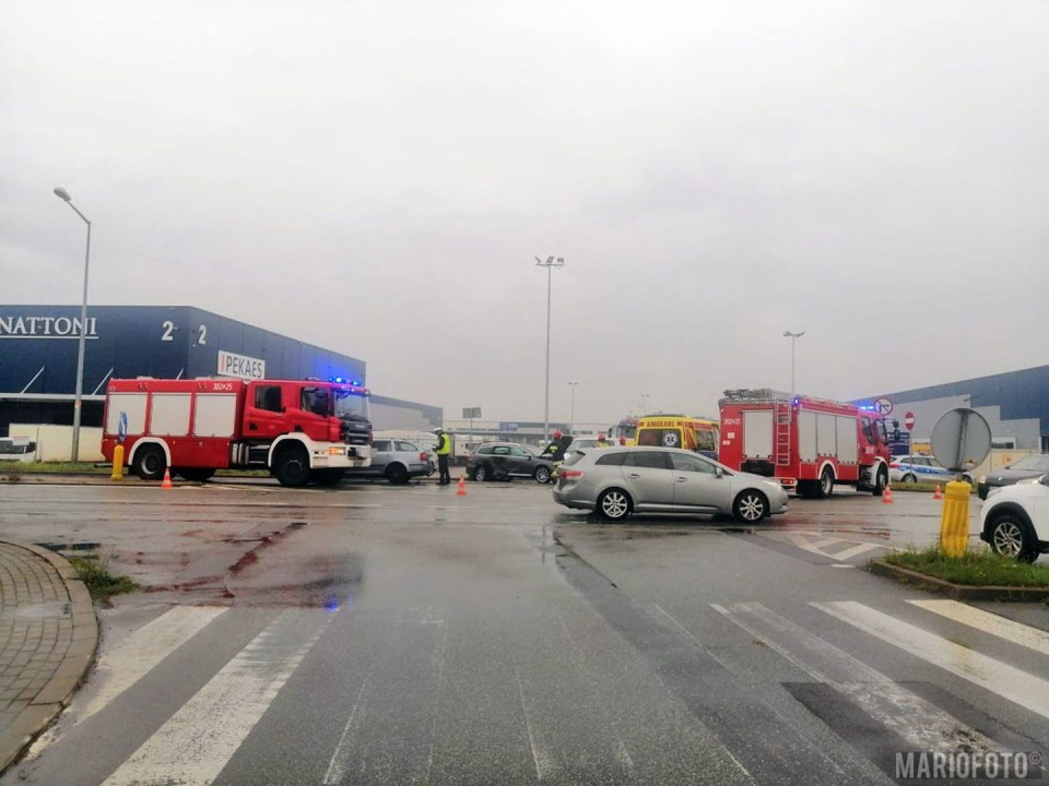 Wypadek na ul. Partyzanckiej w Opolu foto: Mario