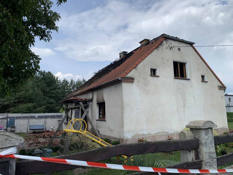 Pożar domu w Poznowicach fot:B.Olińska