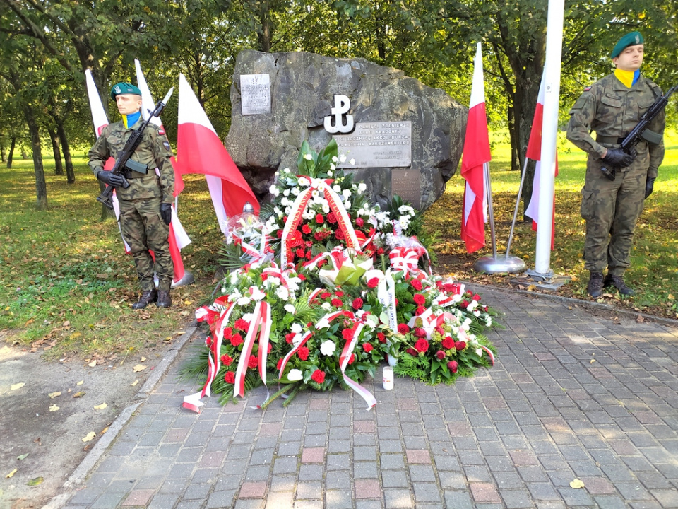 Pomnik Armii Krajowej w Opolu [fot. Witold Wośtak]