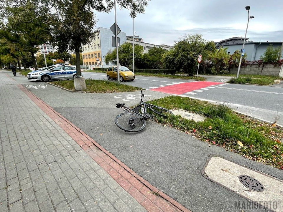 Potrącenie rowerzysty na Chabrów w Opolu [fot. Mario]