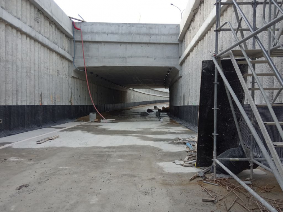 Wody gruntowe w budowanym tunelu na Batalionów Chłopskich w Opolu [fot.P.Wójtowicz]