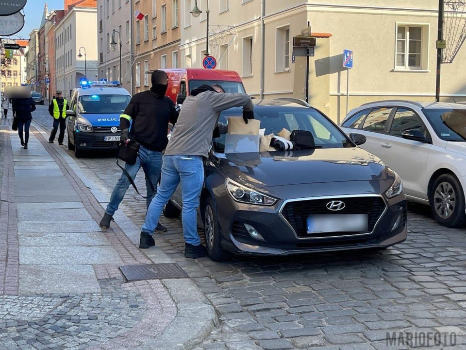 Akcja policji w centrum Opola foto:Mario