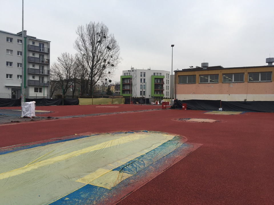 Modernizacja boiska przy Liceum Ogólnokształcącym nr 1 w Opolu [fot.Maja Laksy]
