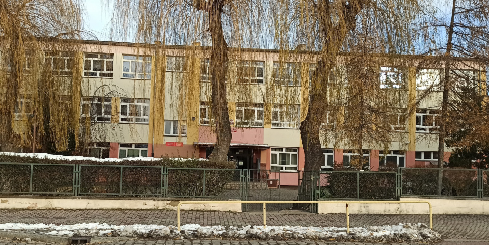 Budynek jednej ze szkół podstawowych w Głubczycach - [fot: Grzegorz Frankowski]