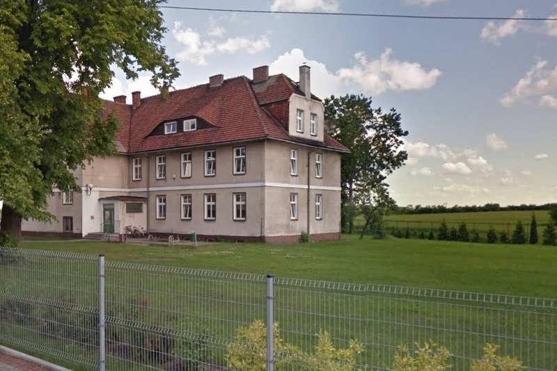 Szkoła w Szymiszowa jest gotowa na przyjęcie uchodźców [fot. googlemaps]
