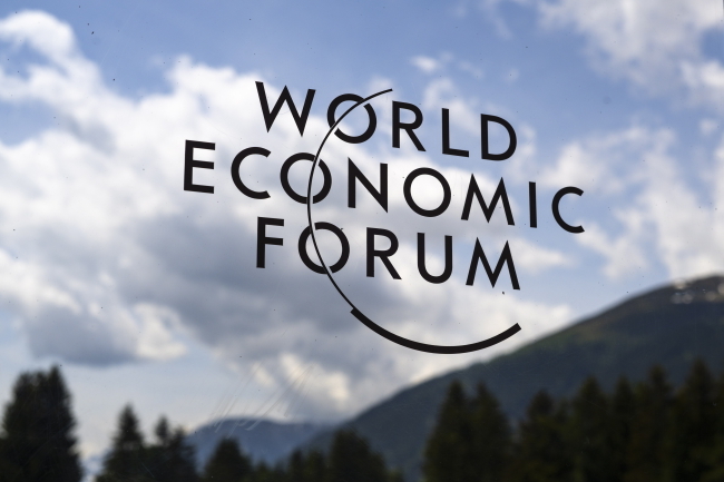 W szwajcarskim Davos rozpoczyna się w niedzielę Światowe Forum Ekonomiczne [fot. PAP/EPA/GIAN EHRENZELLER]