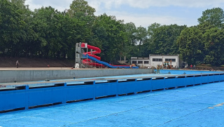 Remontowany basen w Głubczycach - [fot: Grzegorz Frankowski]