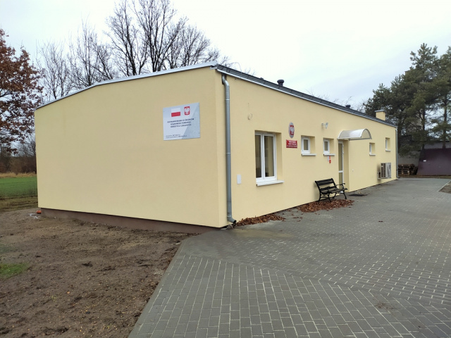 Po pomoc społeczną w Lasowicach Wielkich już nie do budynku magistratu. Jest nowa siedziba, obok urzędu