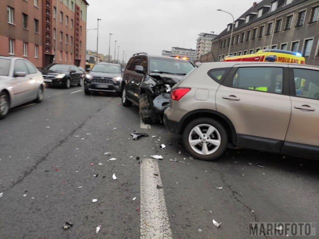Pogorszone warunki jazdy. Wypadek na ul. Nysy Łużyckiej w Opolu