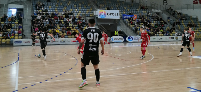 Futsal: niespodzianka w derbach Opolszczyzny. Gredar Brzeg pokonuje Dreman Opole Komprachcice