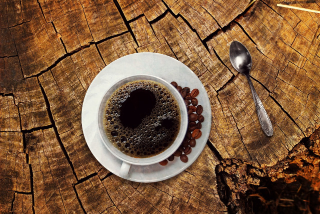 Kawa jest zdrowa, chroni przed chorobami, a najlepszą dawką są trzy filiżanki dziennie. Konferencja na Politechnice Opolskiej