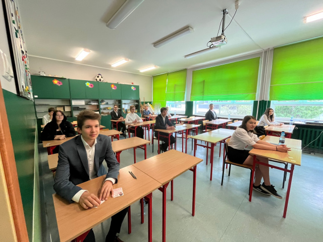 Ruszają egzaminy ósmoklasistów. Na początek język polski