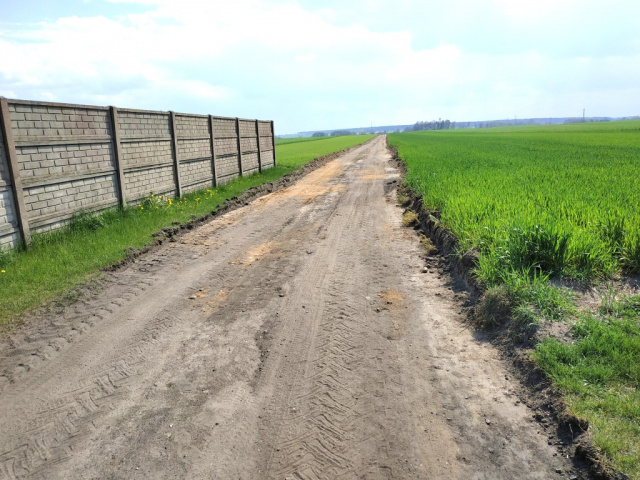 Rolnicy z gminy Rudniki będą mieć lepszy dojazd do pól. Ruszyła inwestycja warta niemal 2 miliony złotych