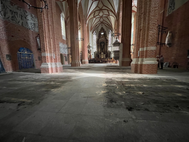 Katedra Opolska opustoszała. Obiekt zamknięty z powodu remontu