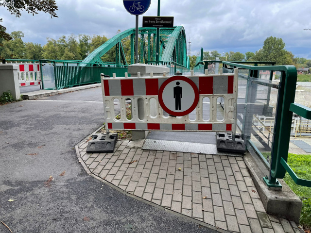 Opole: przejście przez most im. Sendlerowej częściowo ograniczone. Trwa naprawa gwarancyjna