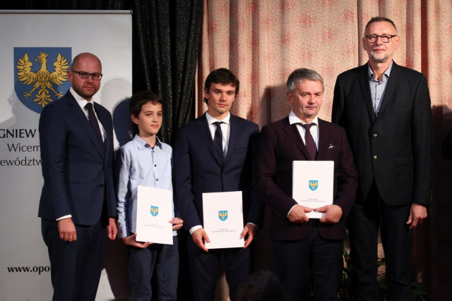 63 sportowców z województwa opolskiego otrzymało nagrody marszałka