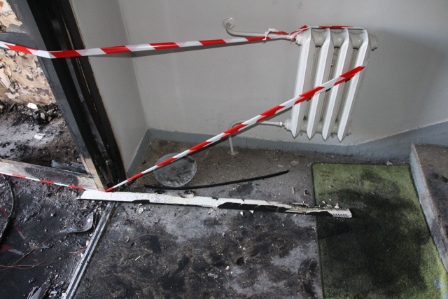 Nastolatkowie z Namysłowa podejrzani o podpalenie klatki schodowej. Najstarszemu grozi do 10 lat więzienia