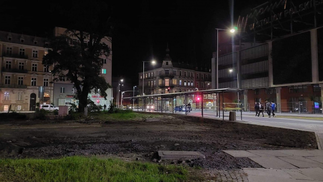Opole wciąż szuka wykonawcy przebudowy placu przed dworcem PKP