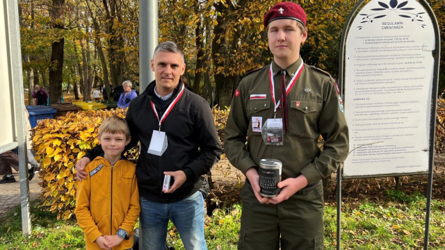 Na opolskim cmentarzu zbierają pieniądze na poszukiwania i identyfikację Żołnierzy Wyklętych