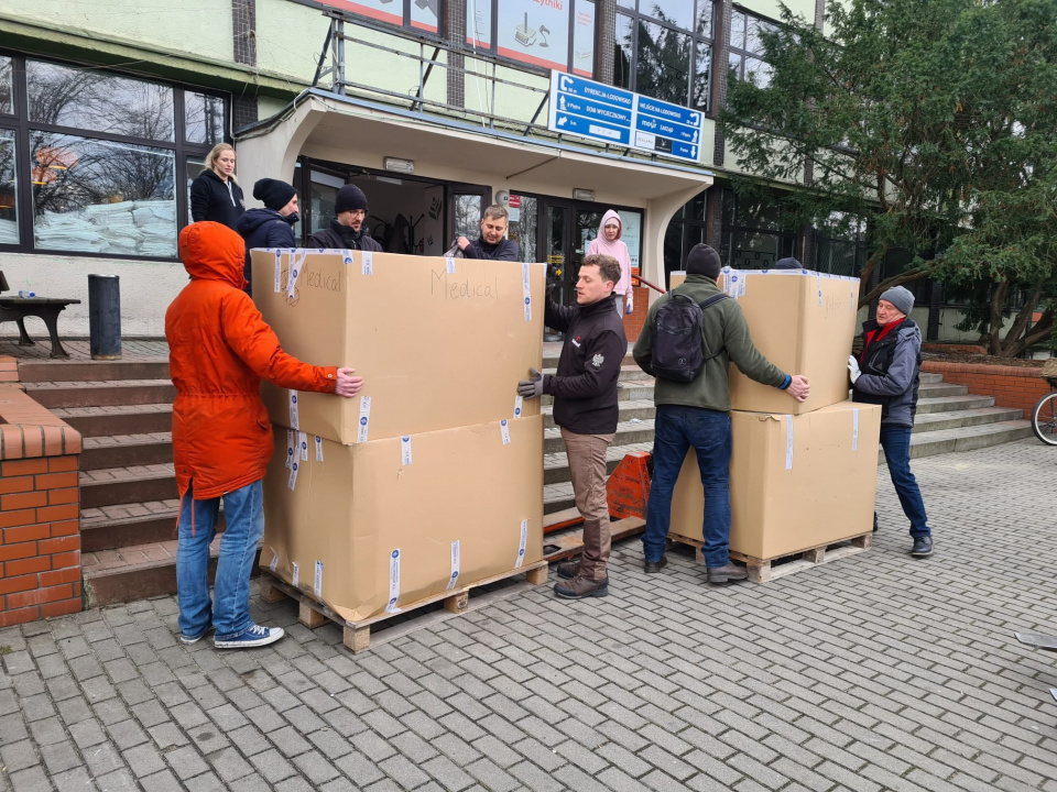 Holenderska pomoc humanitarna dla uchodźców z Ukrainy foto:Opole.pl