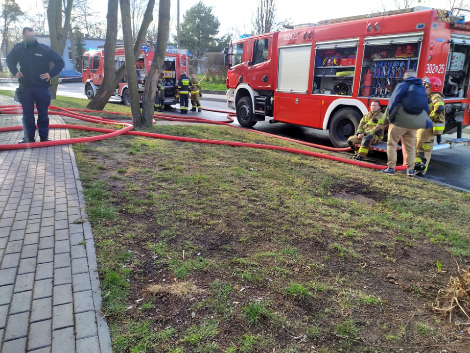 Pożar przy ulicy Dambonia w Opolu [fot. Witold Wośtak]