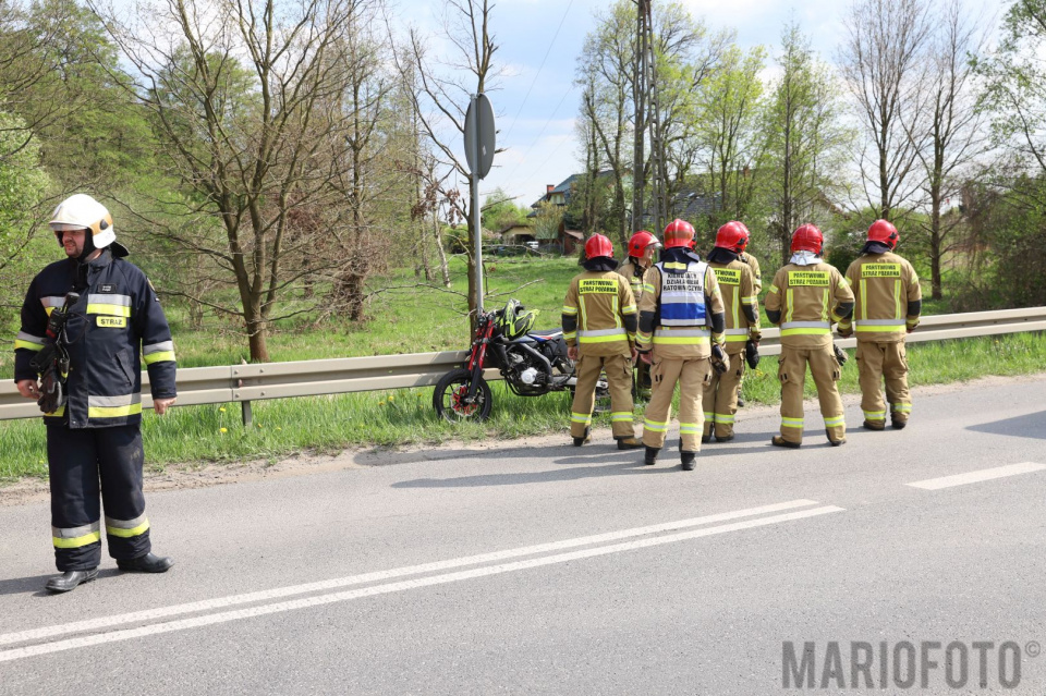 Wypadek z udziałem motocyklisty w Opolu - Chmielowicach [fot. Mario]