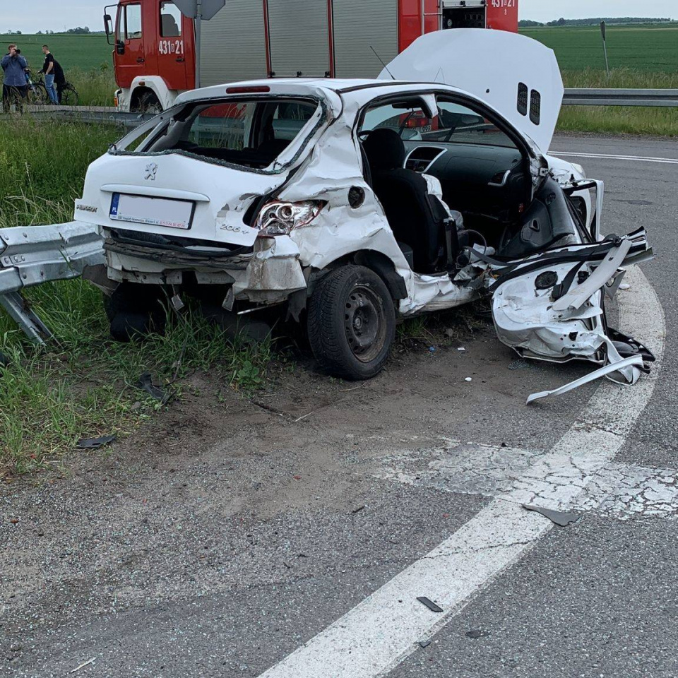 Wypadek na DK11 foto: KPPSP w Kluczborku