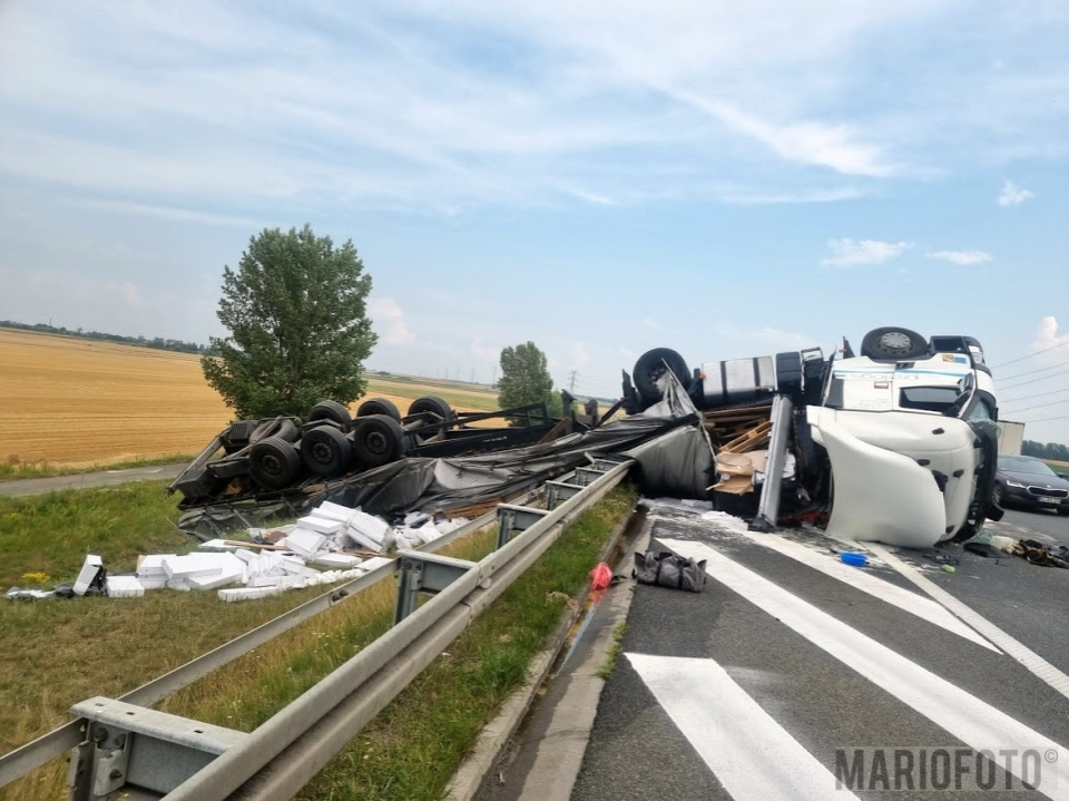 Wypadek na autostradzie A4 [fot. Mario]