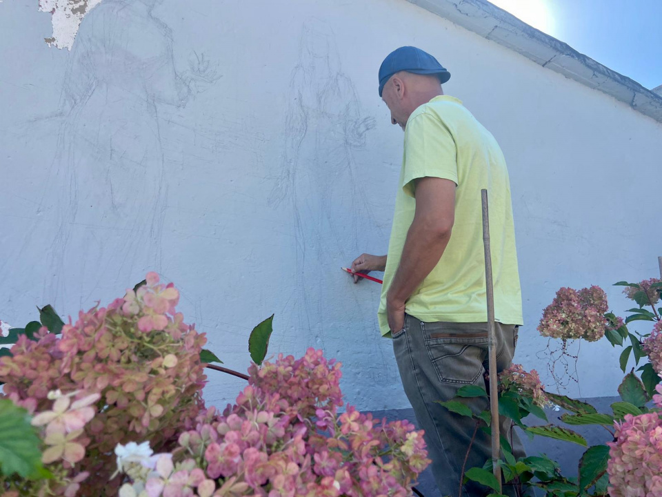 W Korfantowie powstaje "Mural wdzięczności" [fot. Justyna Marcińska]