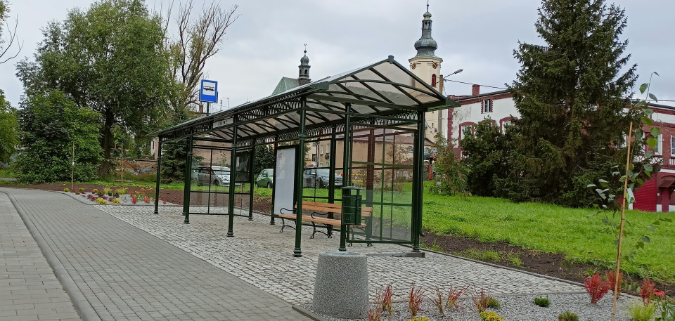 Przystanek autobusowy w Kietrzu - [fot: Grzegorz Frankowski]
