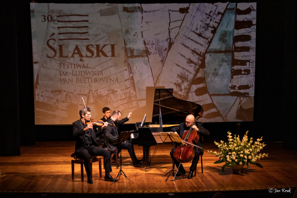 Występ zespołu Wajnberg Trio podczas XXX Śląskiego Festiwalu Beethovenowskiego w Głogówku [fot. Jan Kruk]