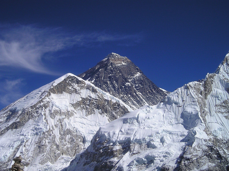 Mount Everest [fot. https://pixabay.com/pl/photos/mount-everest-himalaje-nepal-413/]
