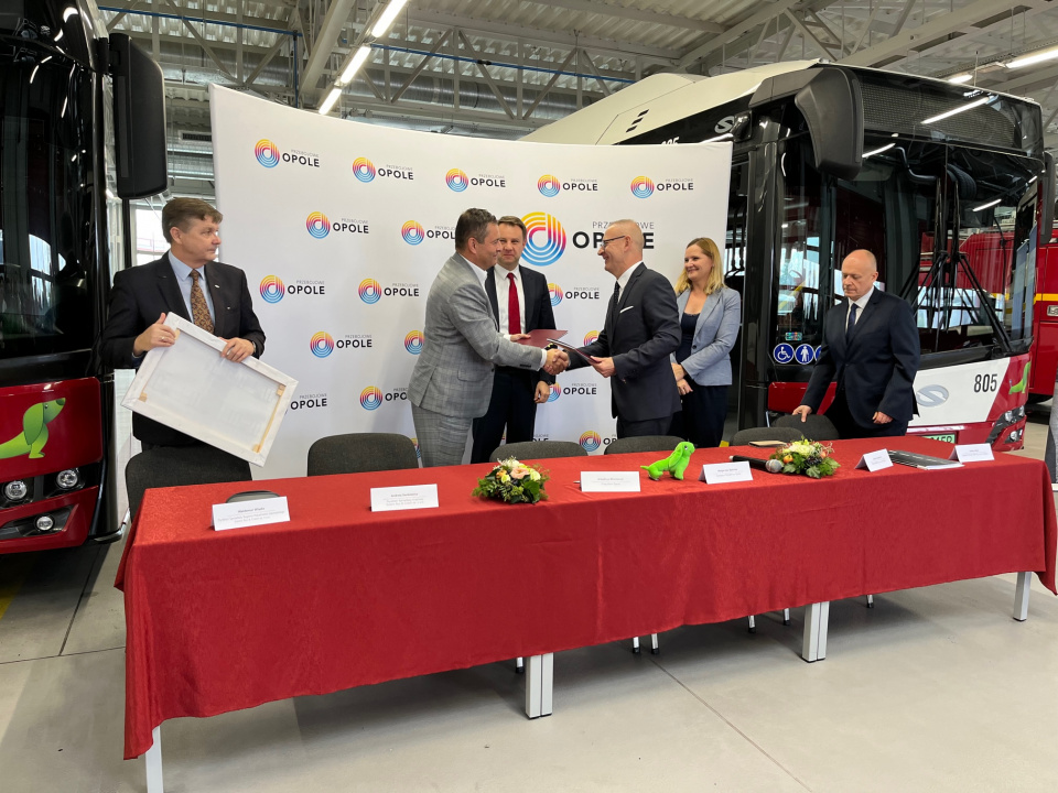 MZK Opole podpisało umowę na dostarczenie kolejnych autobusów elektrycznych [fot.M.Matuszkiewicz]