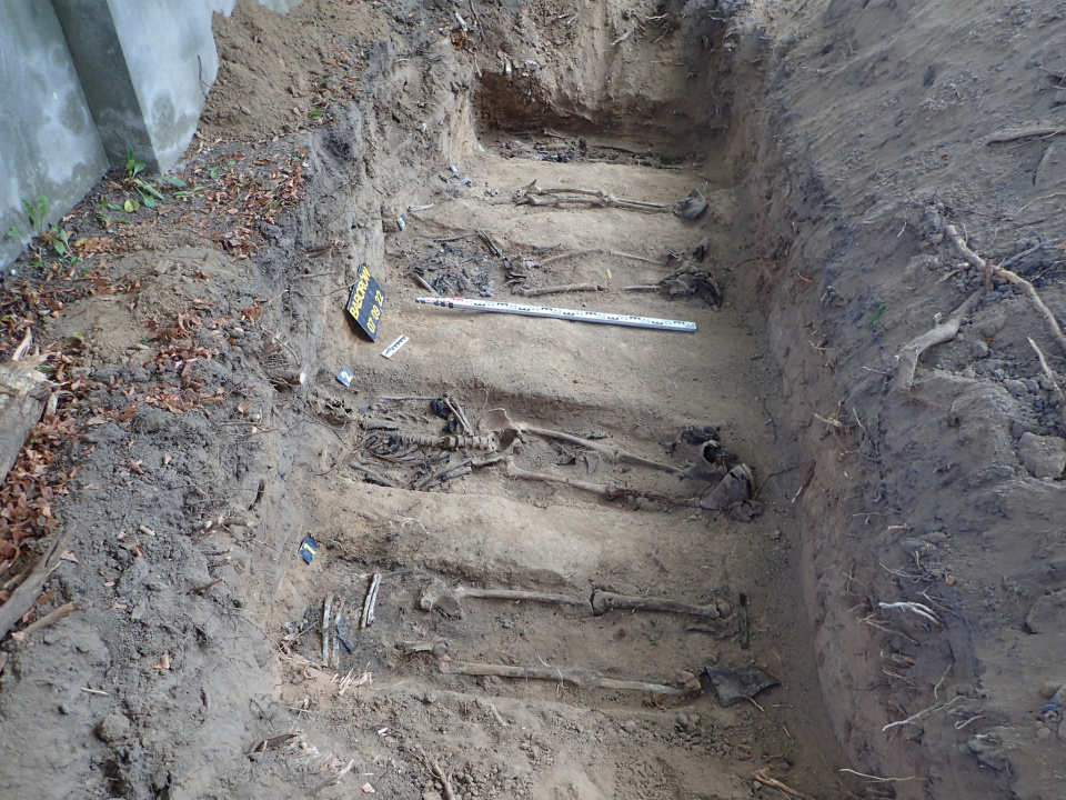 Fundacja Pomost zakończyła prace na cmentarzu w Baborowie [fot. FB/POMOST]