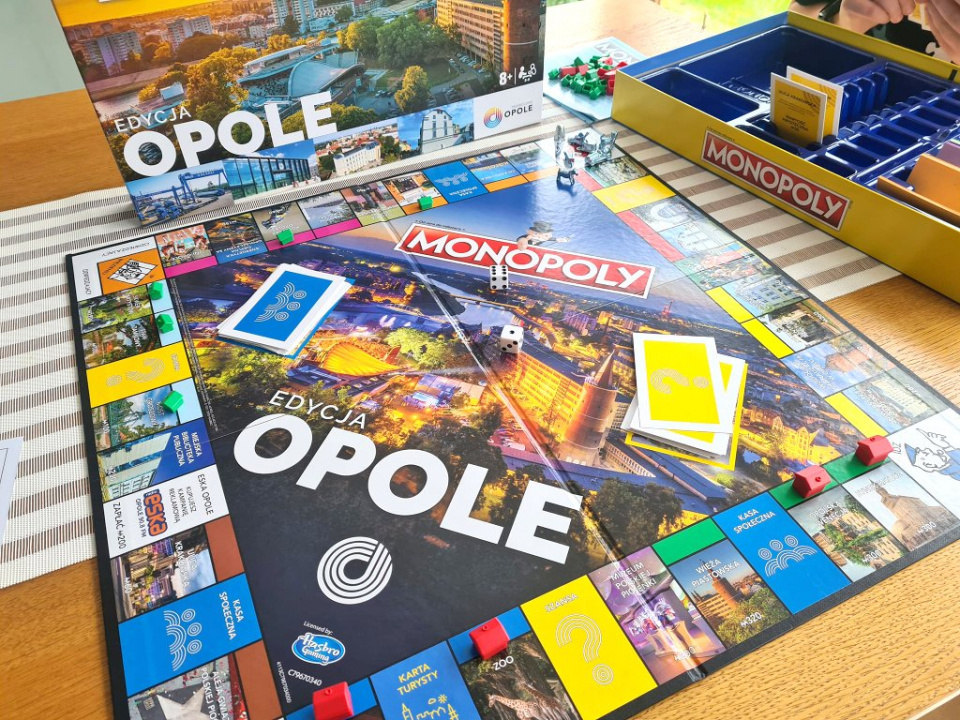 Gra Monopoly Opole [fot. www.facebook.com/Arkadiusz Wiśniewski]