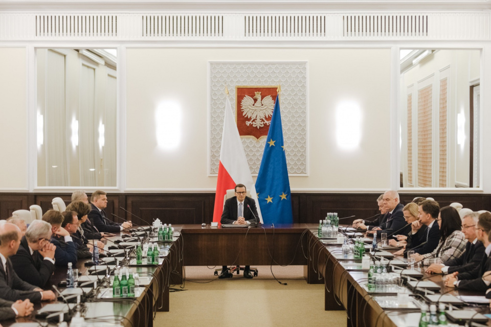 Posiedzenie Rady Ministrów w związku z sytuacją kryzysową, do której doszło w miejscowości Przewodów foto:Kancelaria Premiera