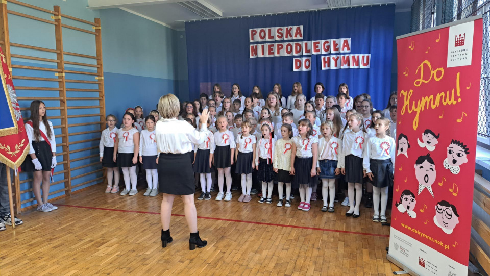 Konkurs "Do Hymnu" fot. szkoła w Staniszczach Małych-Spóroku