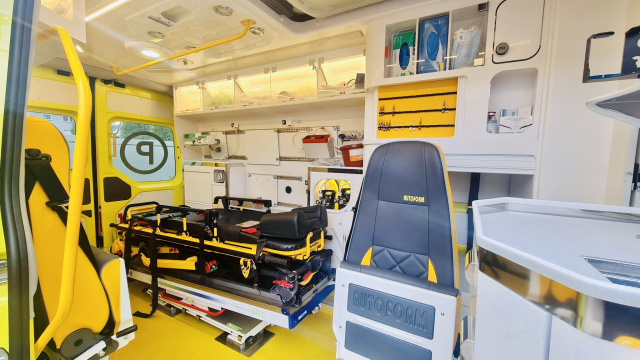 Nowy ambulans dla Krapkowickiego Centrum Zdrowia