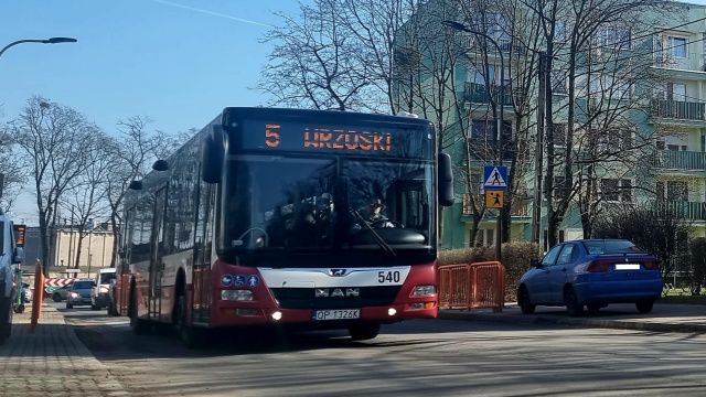 Opole: MZK wprowadza zmiany w kursowaniu miejskich autobusów w okresie świątecznym