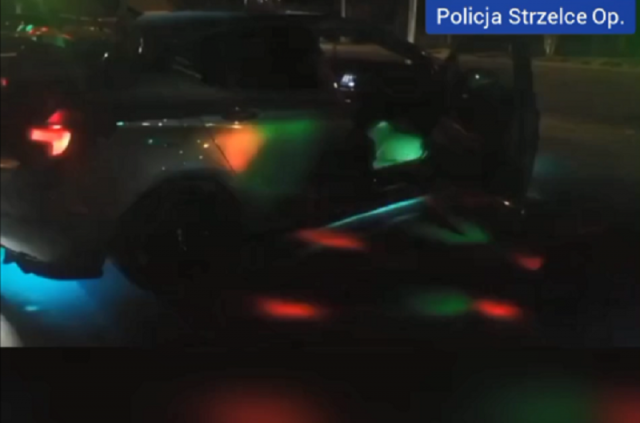 Nocny spot samochodowy w Strzelcach Opolskich. Mieszkańcy niezadowoleni, policja zatrzymywała za przekraczanie prędkości